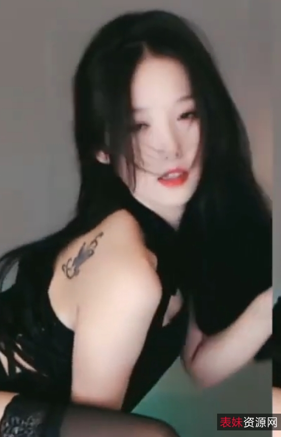 娴熟舞姿吸引力MAX！朴雨彬热舞合集，52个视频，2.34G