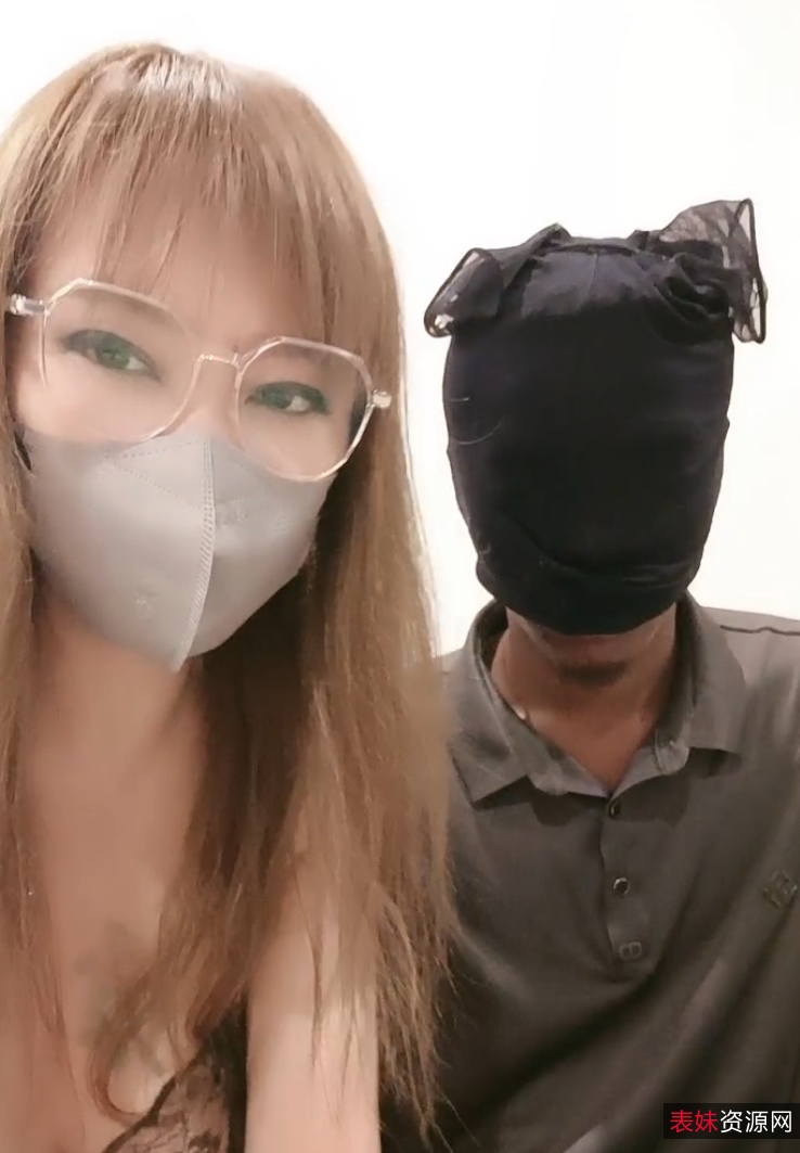 深圳老黑银四人游视频合集，新增246个视频，总大小500GB，精彩收藏不容错过！