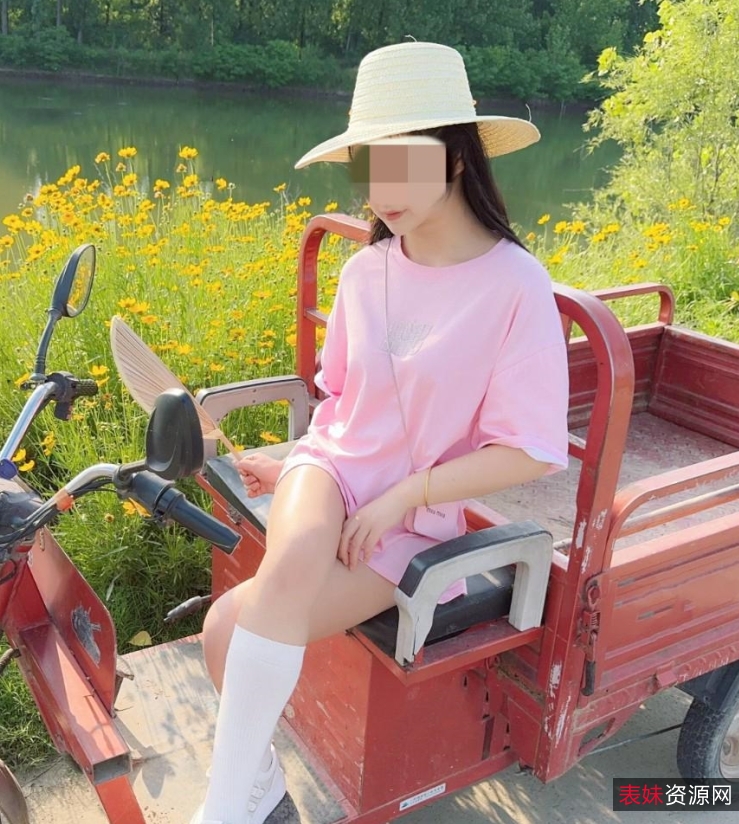 亲姐姐百度ED2K野外路边最新合集24V10.5G，收藏471