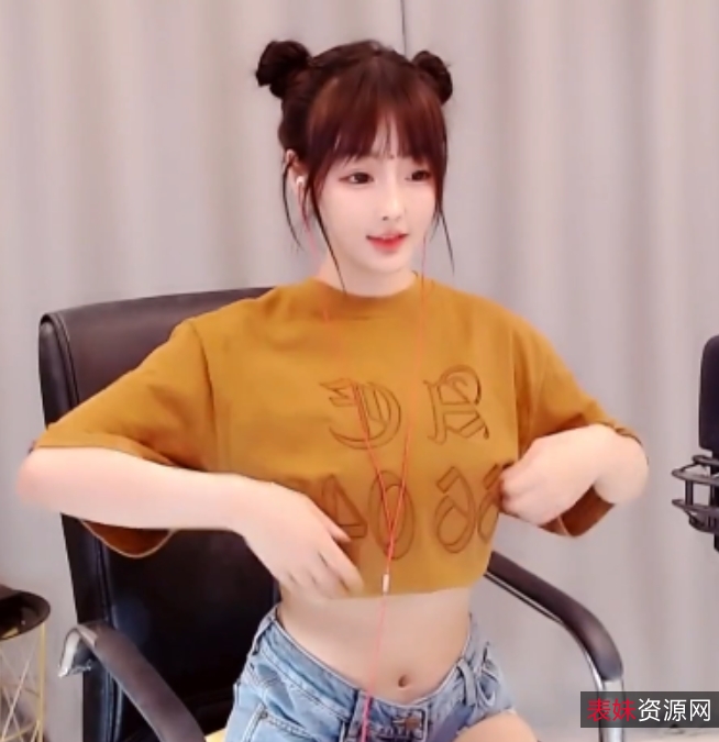 斗鱼奇领甜美林小花最新合集35VXXG，精彩瞬间尽在掌握