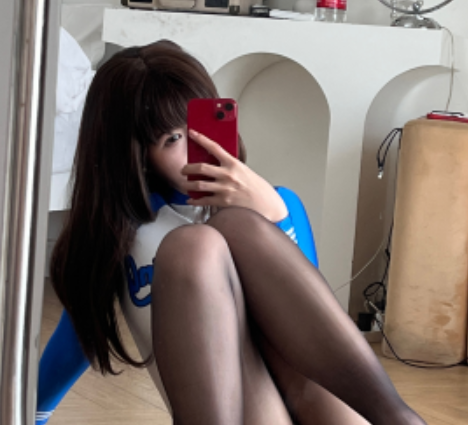 堆特阿薰kaOri有尺度私房35部32.8G腿玩年