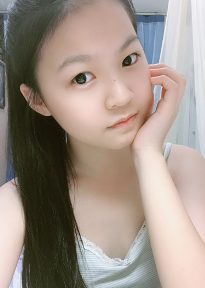 萌妹子小菲优质自拍私藏特輯100部48G超清珍藏