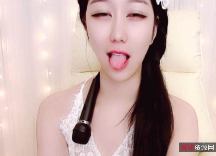 CB站meow热舞合集7部5.23G昏暗场景