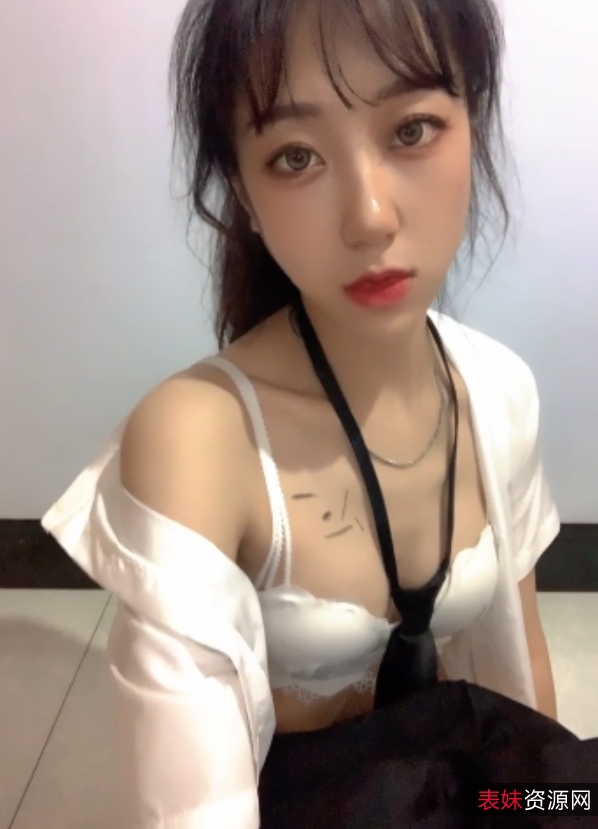 举牌女神一少定制视频合集132部15.7G补漏珍藏版