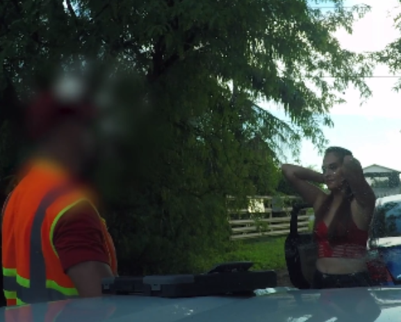 OnlyFans汽修夫妻修车间隙互动34部57G深夜福利