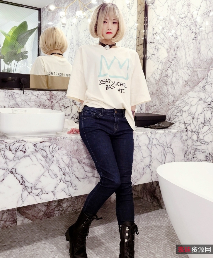 推特Lua跨界美妆视频34部5.26G反差惊艳