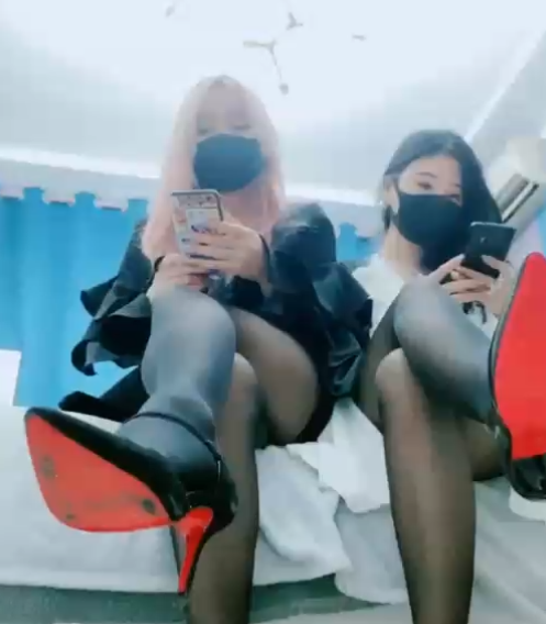 套路直播2022主播合集50V13.5G黑丝盛宴