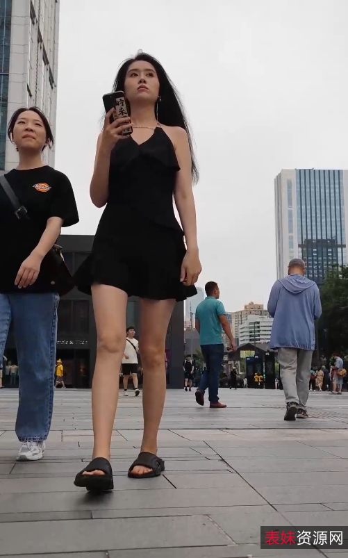 街拍合集KXCD九季20V火辣资源1.27G娇嫩鲜肉