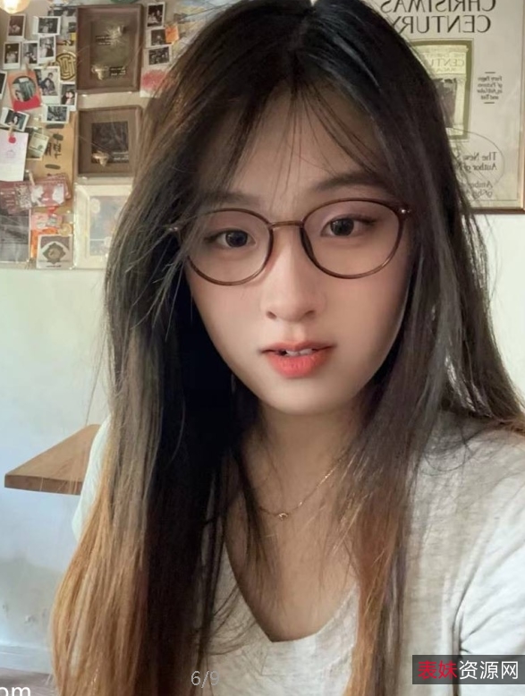 推特王晓晓高校10v9p424M清纯变装