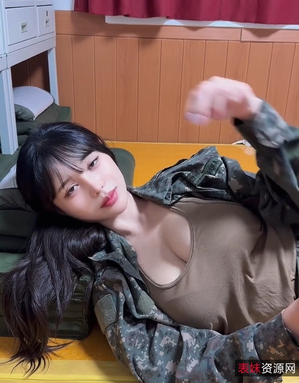 徐婉军训回宿学长特别辅导20V1.55G秘密蜂腰