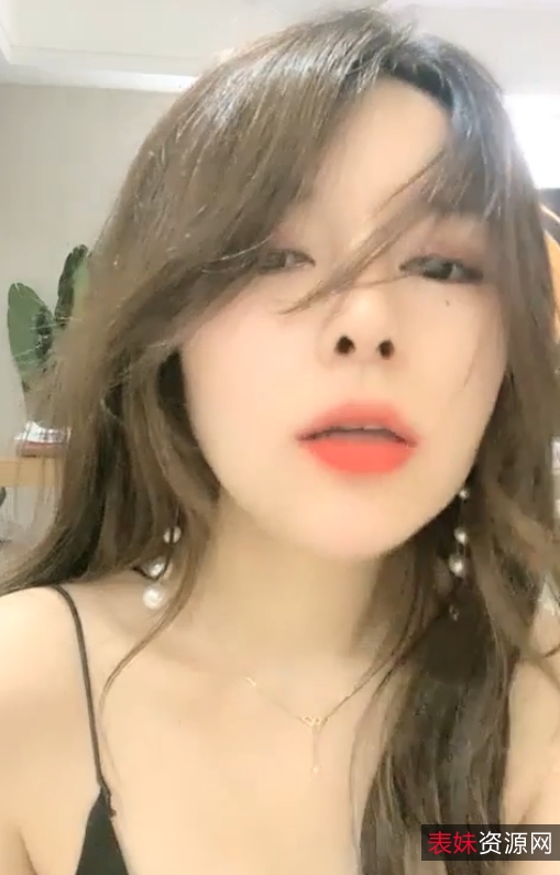 推特小雅热舞29部34.8G嫩妹合集太顶了