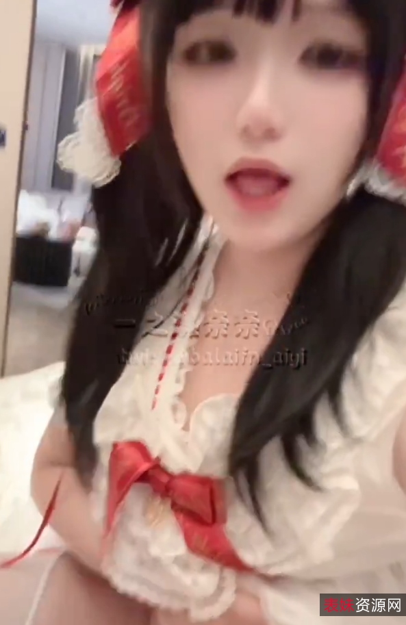 推特小亦无敌私拍热舞合集122部377MB反差十足