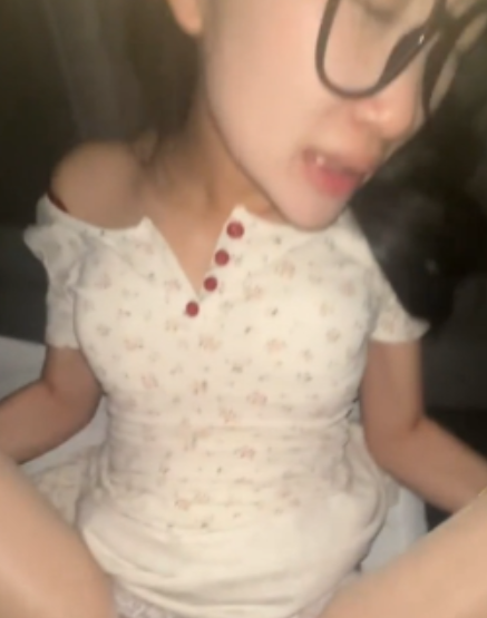 火辣狮子座约会视频4部162m网盘