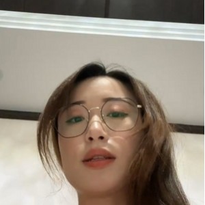 pikpak少妇yoyo深入交流直播463部169G热辣